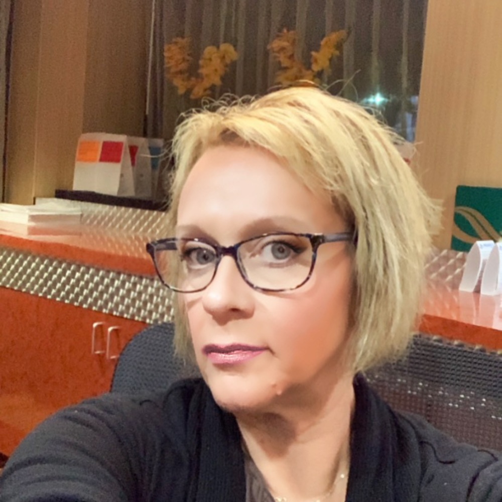 Meet your Posher, Tonia